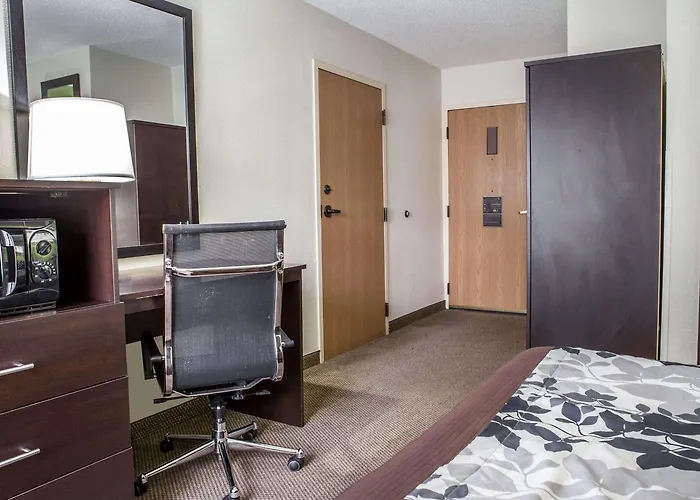 Inn Sleep Hanes Mall 4*