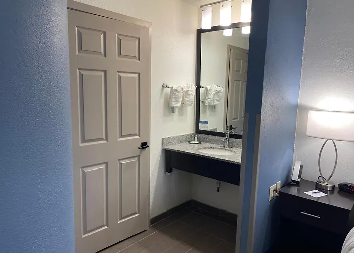 Sleep Hanes Mall 4* Winston-Salem