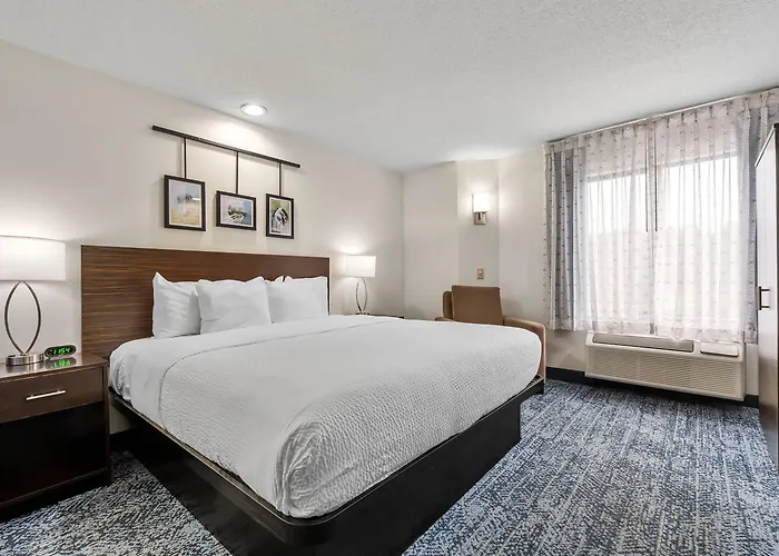 Sleep Hanes Mall 4*